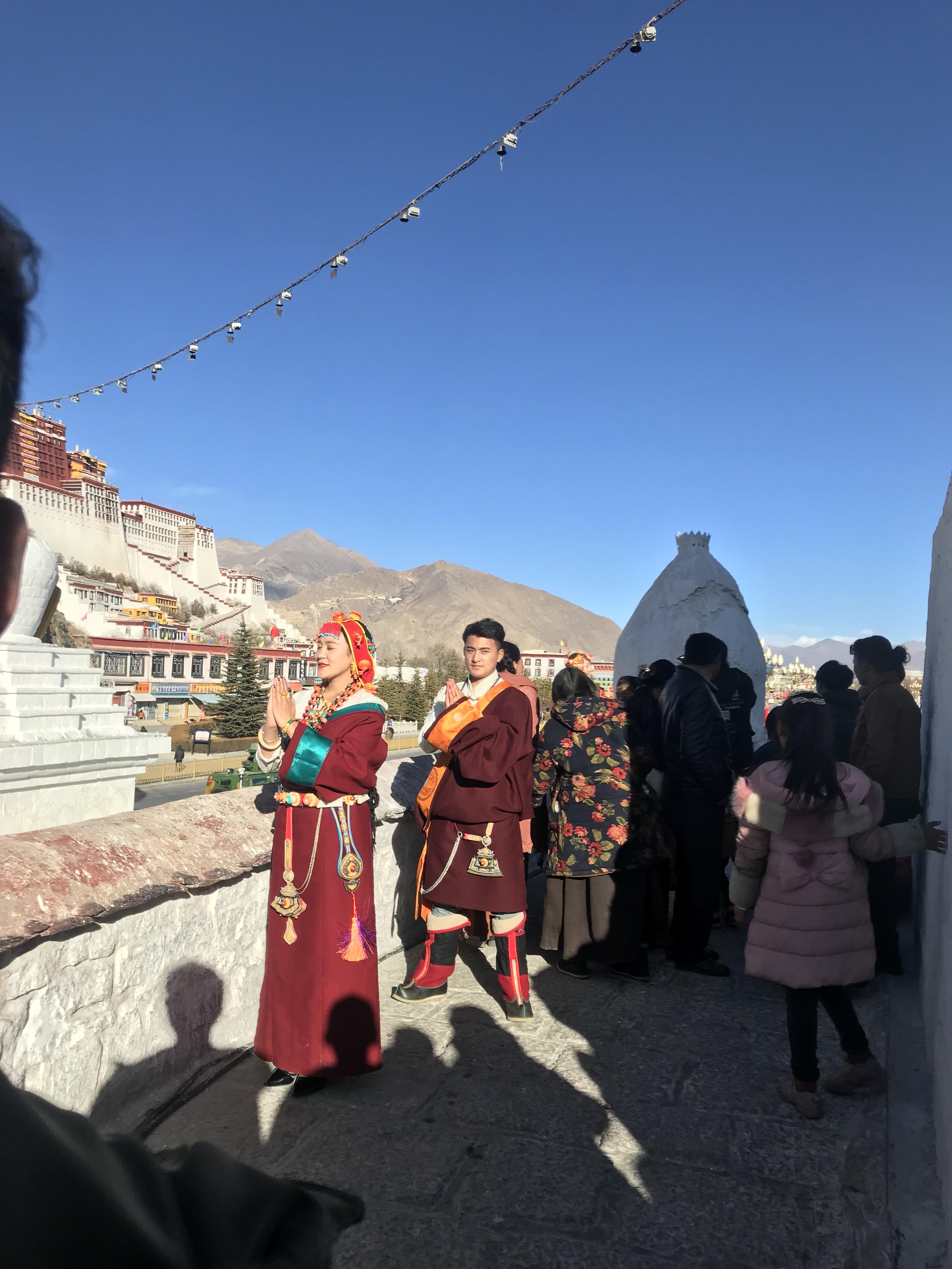 西藏，历史与文化交融的社会变迁见证地