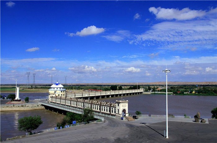 巴彦淖尔,热烈欢迎各位来宾与朋友们